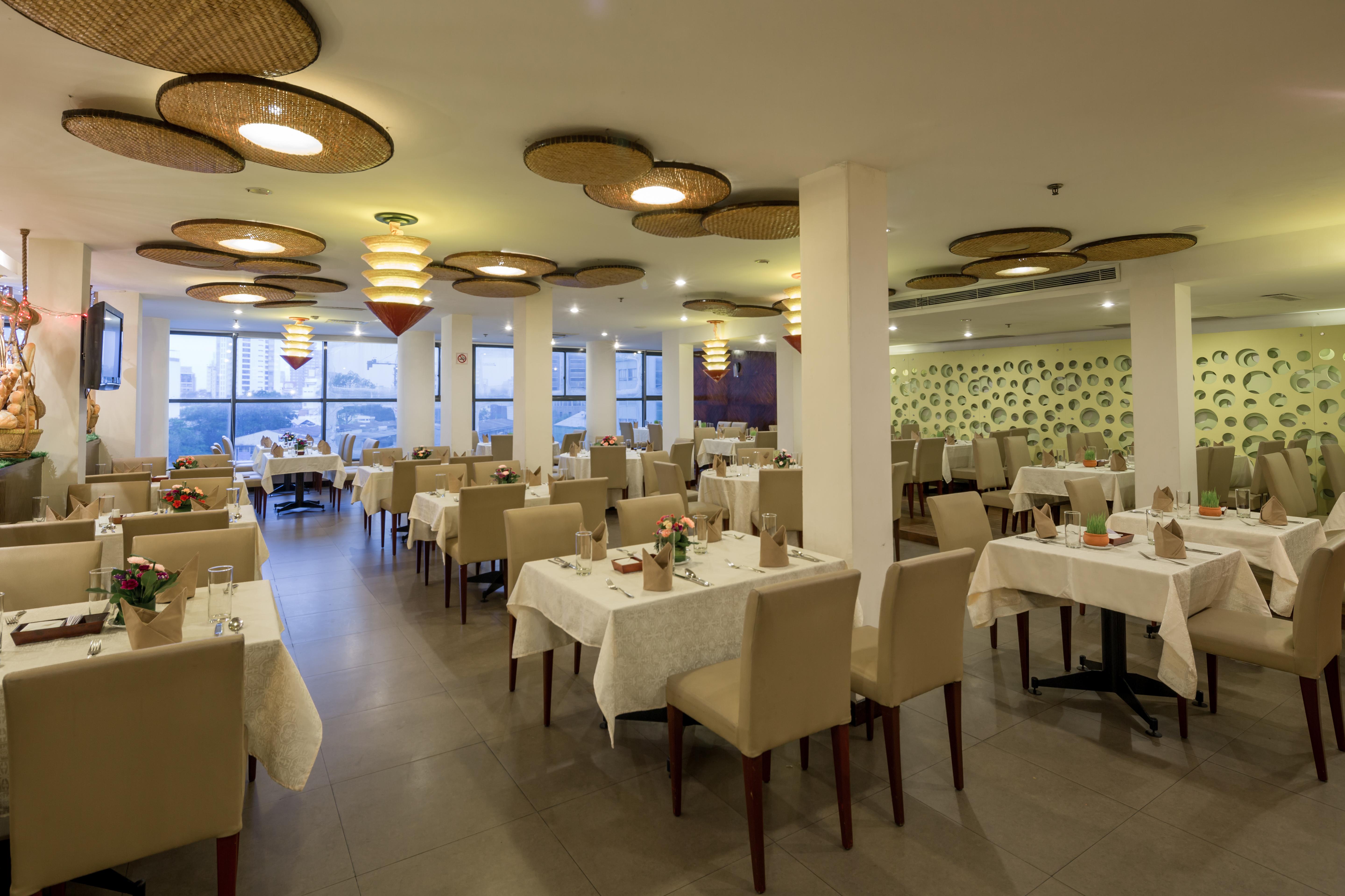 Palace Hotel Saigon Хошимин Экстерьер фото