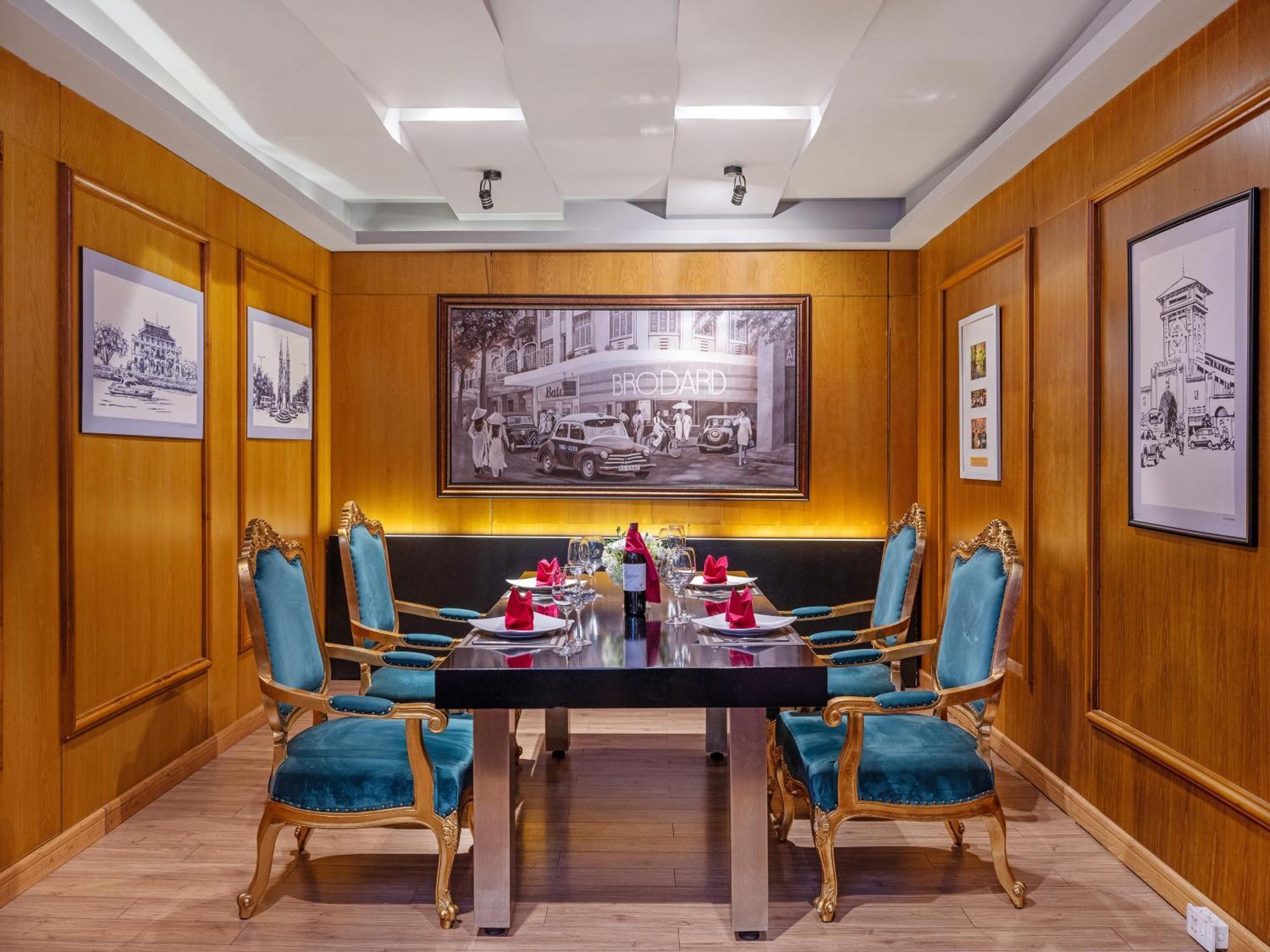 Palace Hotel Saigon Хошимин Экстерьер фото