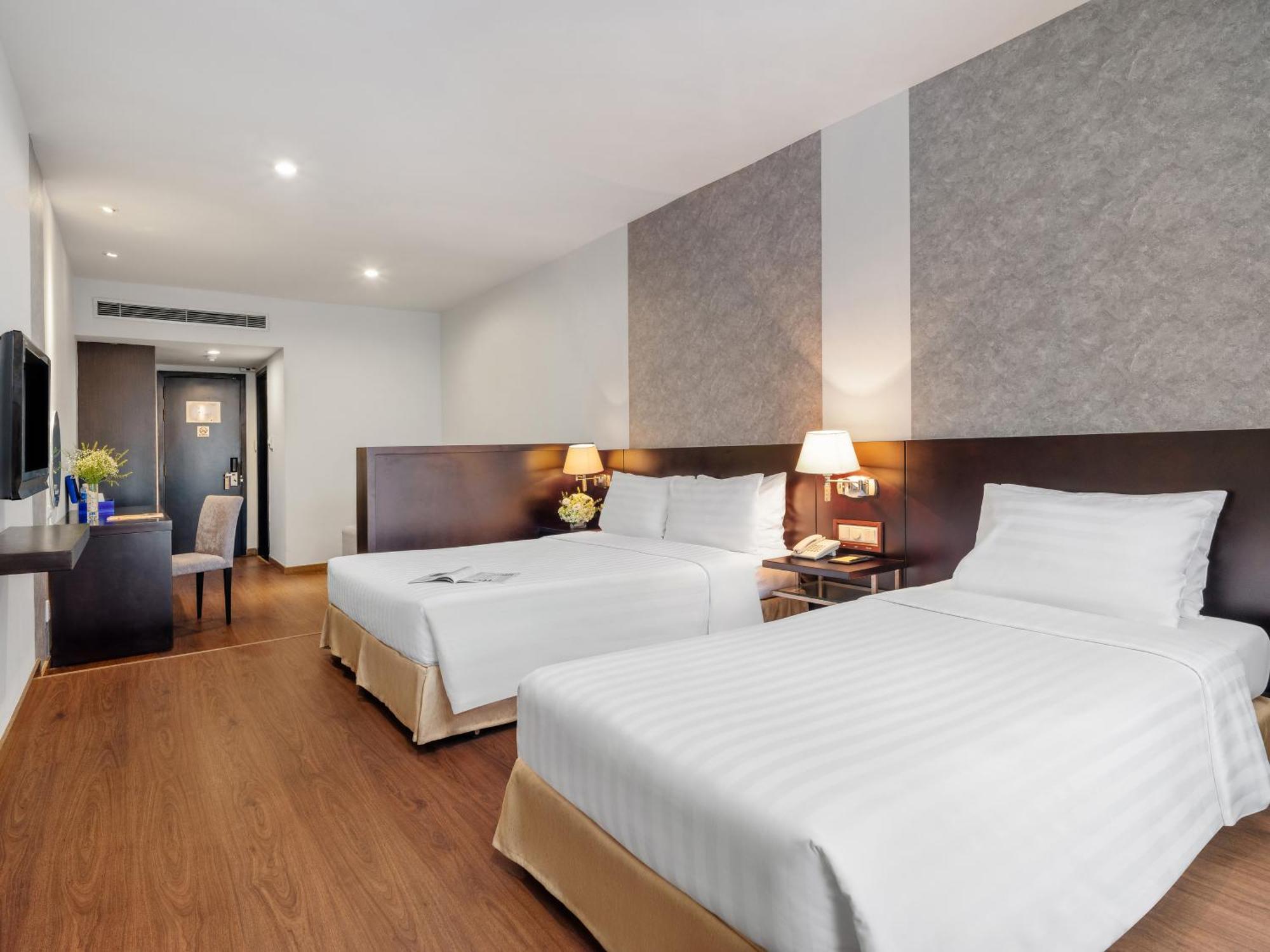 Palace Hotel Saigon Хошимин Экстерьер фото