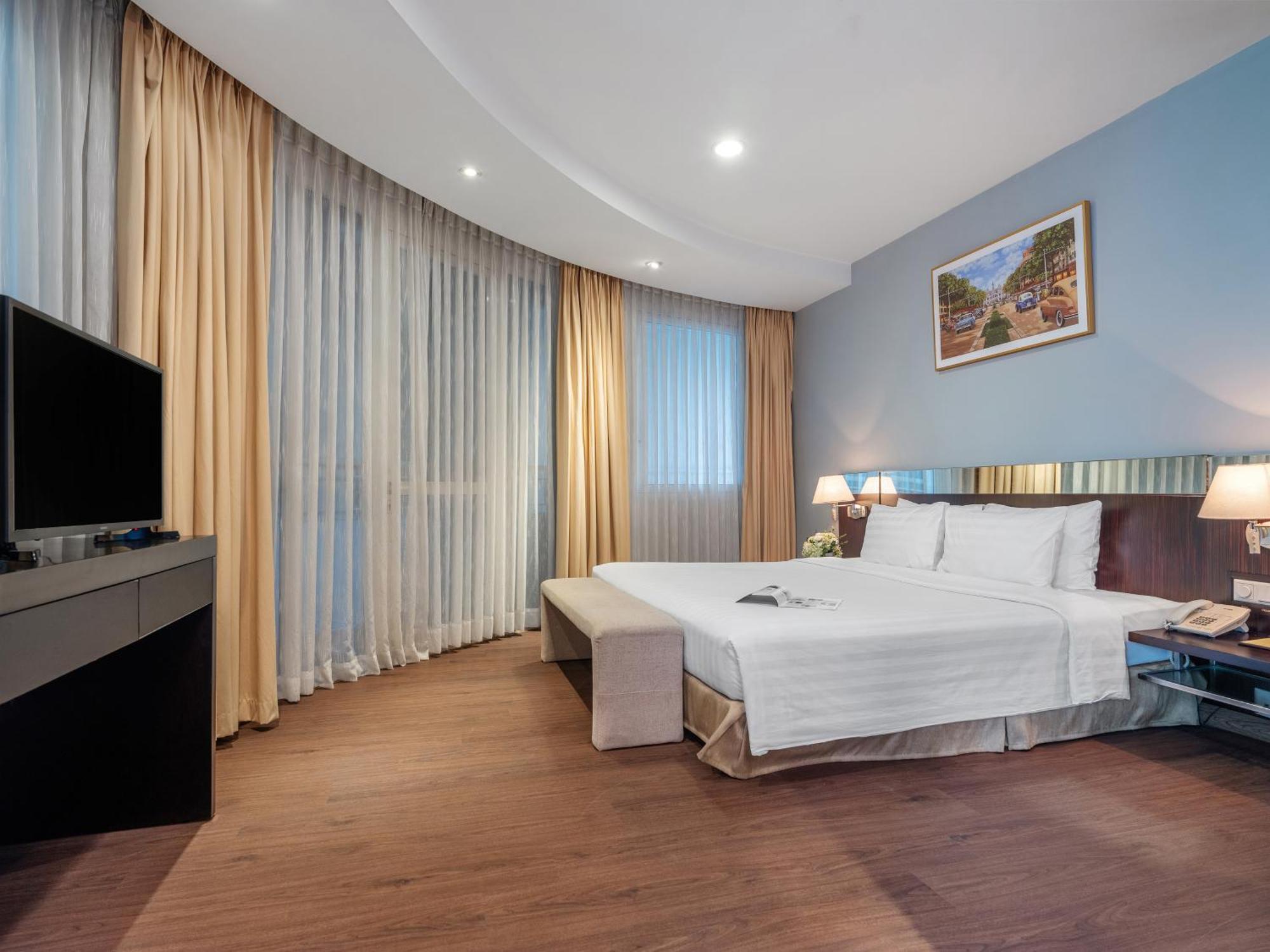 Palace Hotel Saigon Хошимин Экстерьер фото