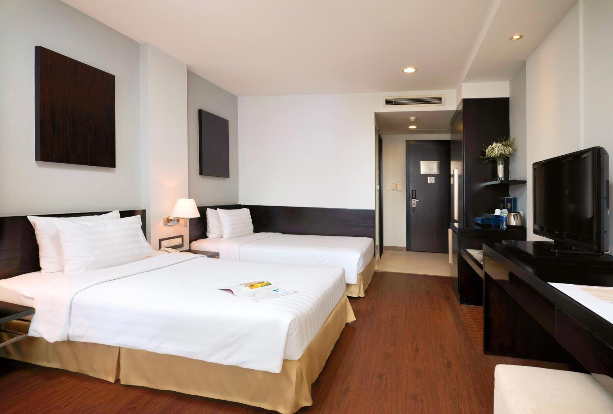 Palace Hotel Saigon Хошимин Экстерьер фото
