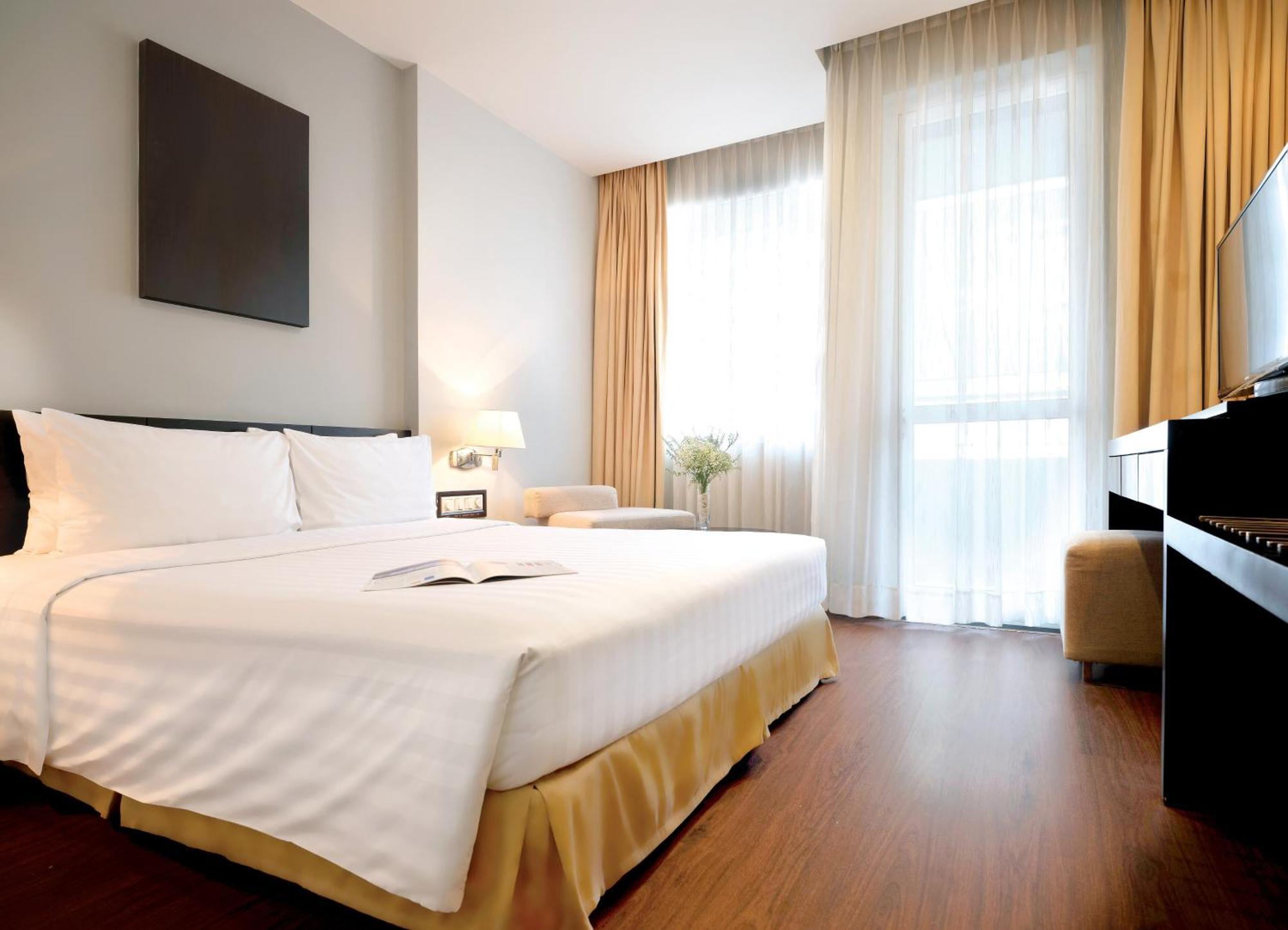 Palace Hotel Saigon Хошимин Экстерьер фото