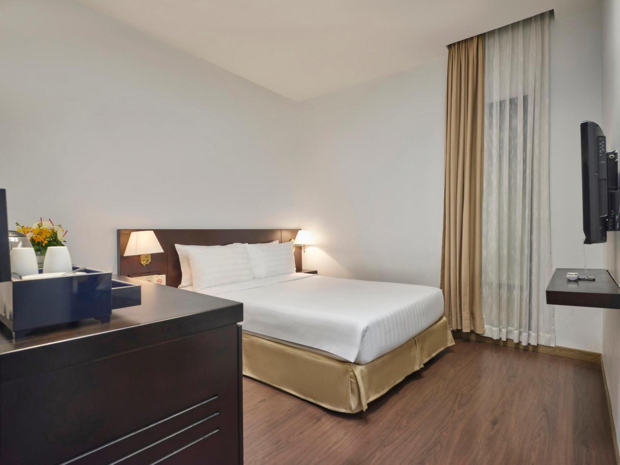 Palace Hotel Saigon Хошимин Экстерьер фото